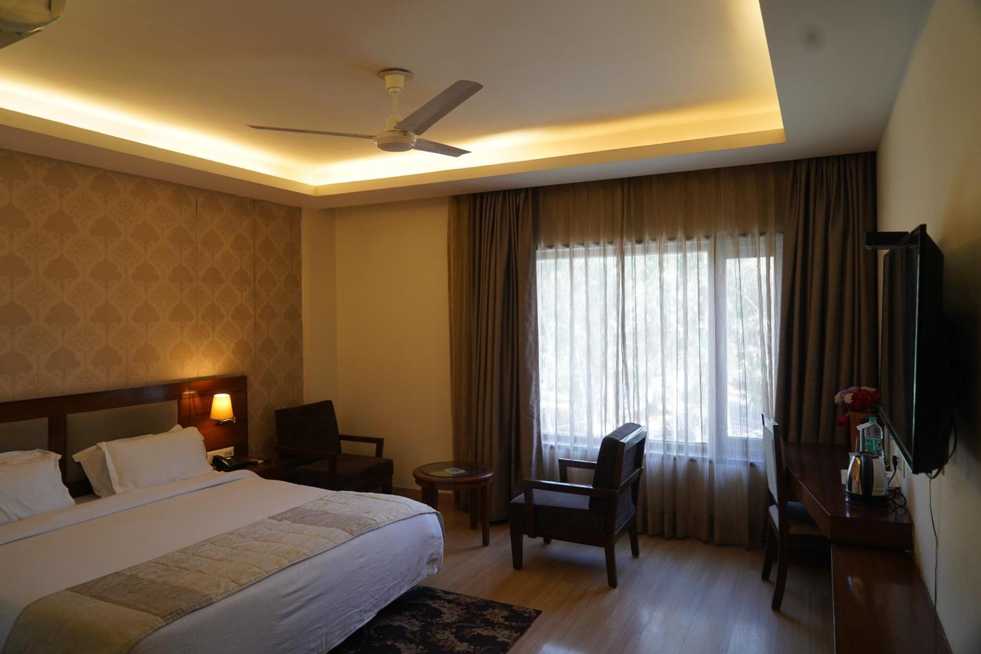 Hotel Forest Avenue - Best Luxury Hotel In Dehradun Exterior foto