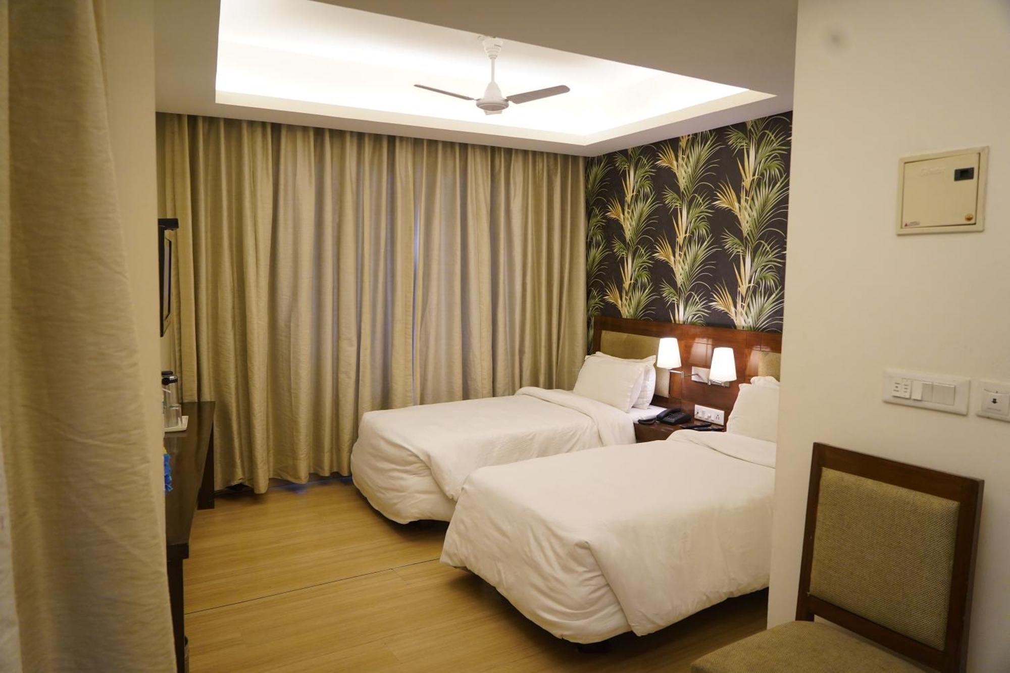 Hotel Forest Avenue - Best Luxury Hotel In Dehradun Exterior foto