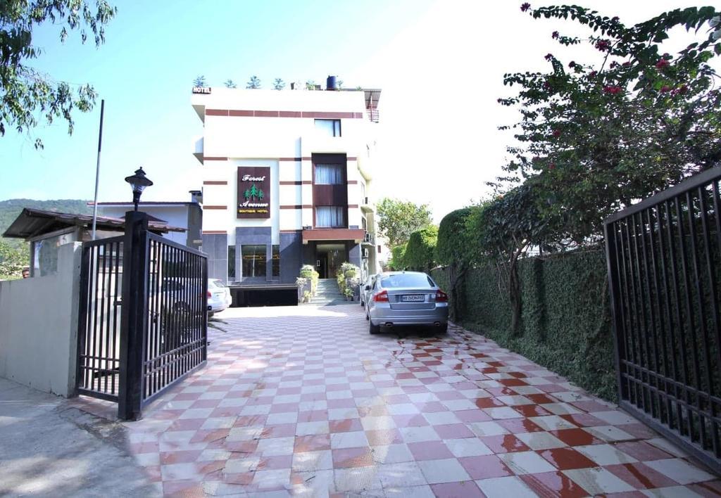 Hotel Forest Avenue - Best Luxury Hotel In Dehradun Exterior foto